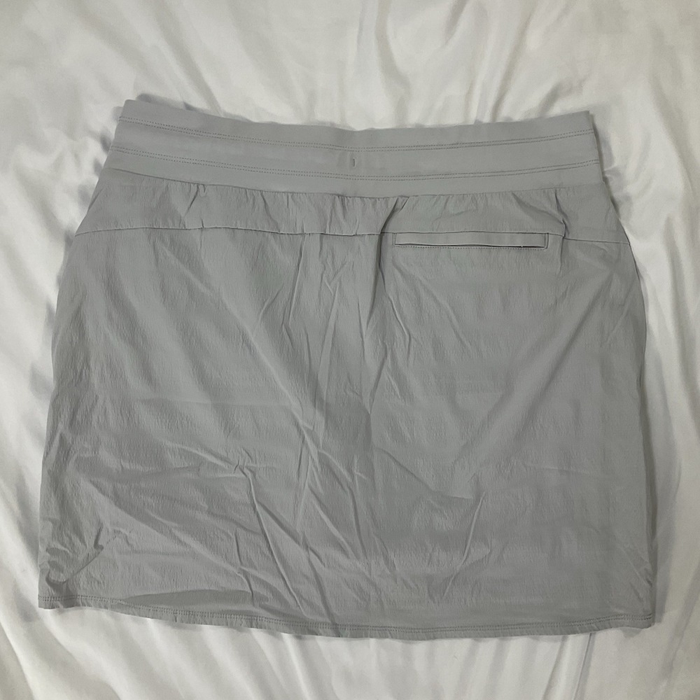 Athleta Trekkie North Skort Nylon Stretch Tennis Golf Athleisure Gray Sz 14T 440 - Picture 5 of 7